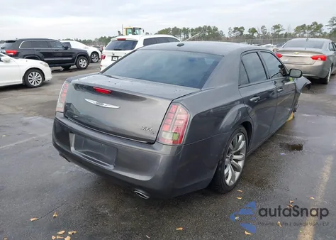 2014 Chrysler 300 300S z USA, uszkodzony, nr VIN 2C3CCABG3EH357054